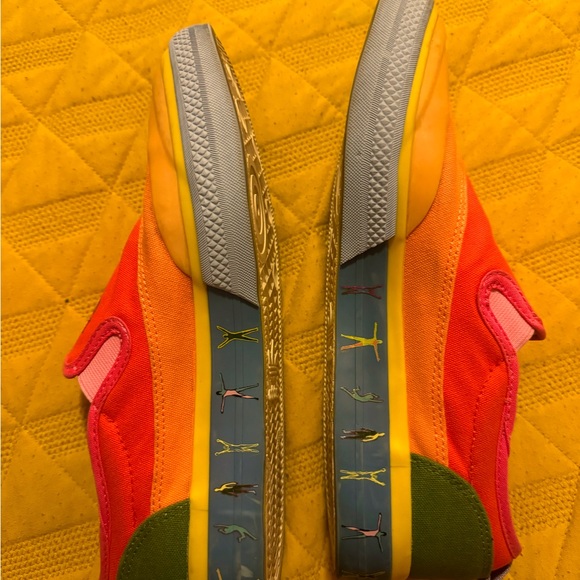 Adidas Nizza Slip-On Low 'Pride Pack - Love Unites (size 7) - Picture 5 of 6